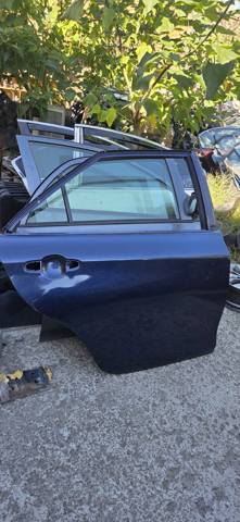 Двері задні в зборі 6700306240 TOYOTA