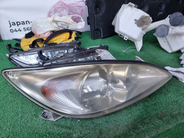 Права блок фара 8113033440 TOYOTA