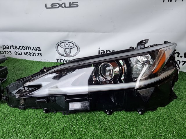 Lexus es 2019 - фара левая 8118533F11