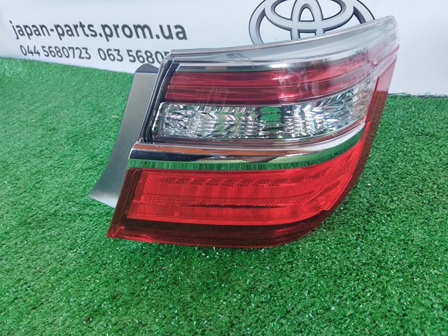 Ліхтар задній правий, зовнішній 8155133600 TOYOTA