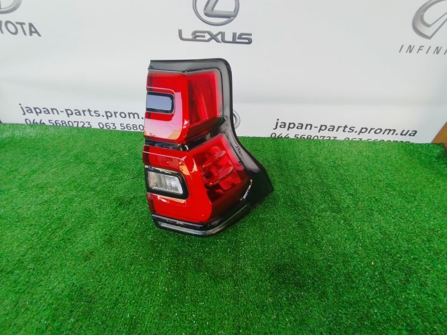 Задній правий стоп 8155160C30 TOYOTA