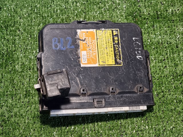 8954060390 Toyota
