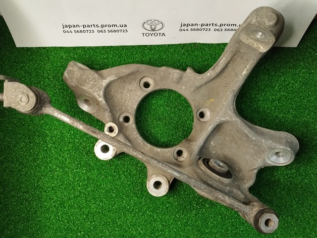 Цапфа - поворотний кулак задній, правий A2223501041 MERCEDES