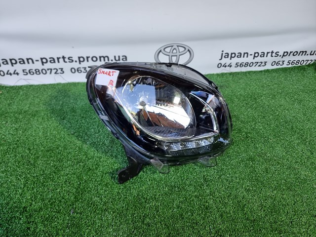 Фара основна права A4538200839 MERCEDES