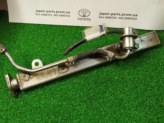 Паливна рампа MR988175 MITSUBISHI