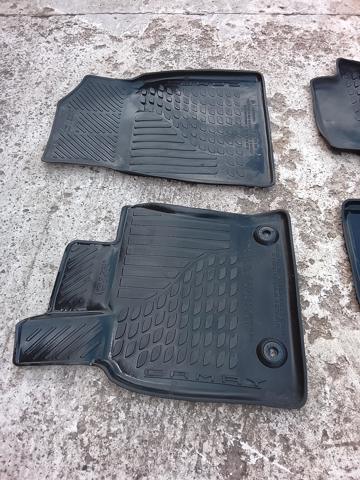 Килимки передні + задні, комплект на авто PT9080318020 TOYOTA