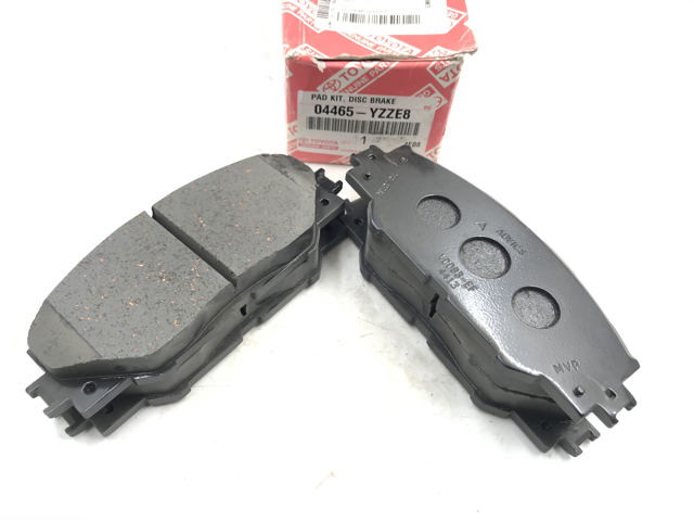 Тормозні колодки 04465YZZE8 TOYOTA