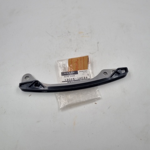 Планка успокоителя ланцюга ГРМ 130851HC2A NISSAN
