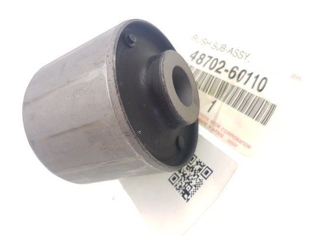 Сайлентблок задньої балки 4870260110 TOYOTA