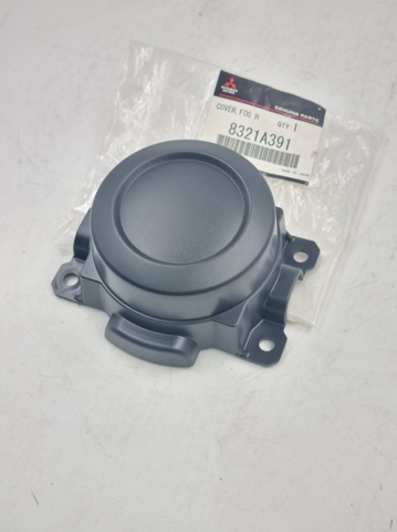 Заглушка протитуманок 8321A391 MITSUBISHI