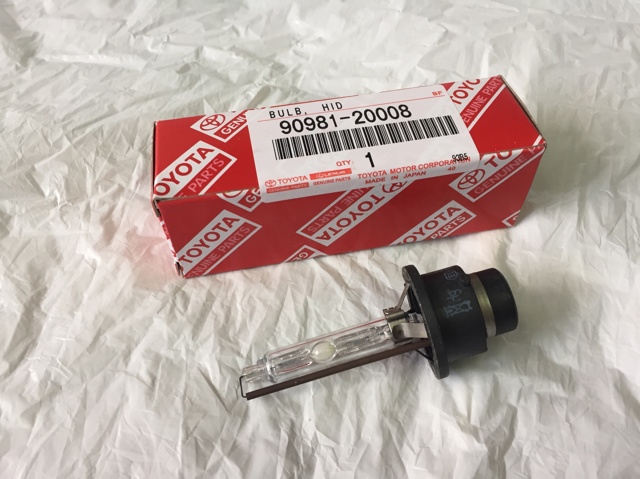 Лампочка ксеноновая 9098120008 TOYOTA