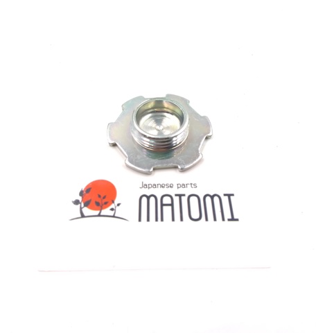 Кришка маслянного насосу MD125376 MITSUBISHI