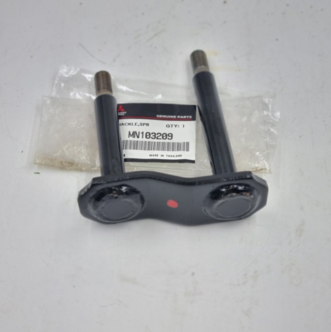 Серьга задньої ресори MN103209 MITSUBISHI