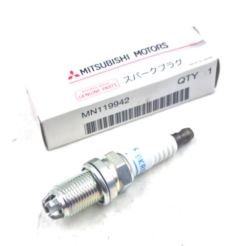 Свічки автомобільні MN119942 MITSUBISHI
