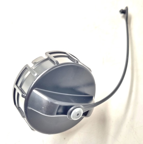 Кришка бензобаку MN120699 MITSUBISHI