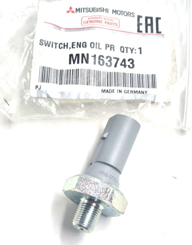 Датчик показника тиску масла MN163743 MITSUBISHI