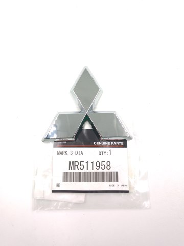 Емблема на кришку багажника, фірм.значок MR511958 MITSUBISHI