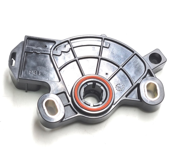 Датчик АКПП MR983147 MITSUBISHI