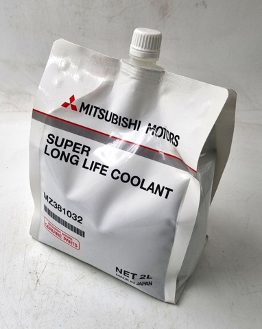 Охолоджуюча рідина для двигунів MZ381032 MITSUBISHI