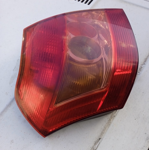 Задні ліхтарі Toyota Corolla