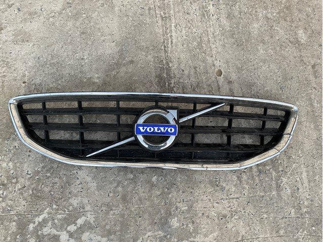 Захисна решітка радіатора 31353120 VOLVO