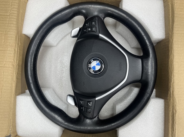 Подушка безпеки водія 32306884667 BMW
