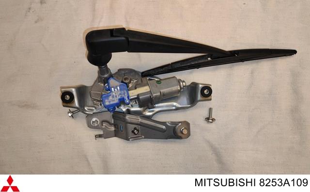 Моторчик стеклоочистителя mitsubishi outlander gf 12- 8253A109