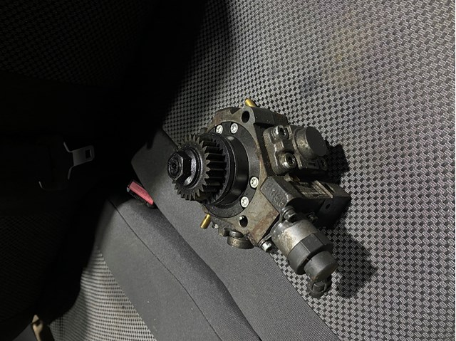 Насос паливний високого тиску (ПНВТ) Рено Трафік III