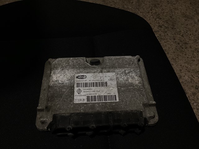 Блок двигуна 310320412R RENAULT