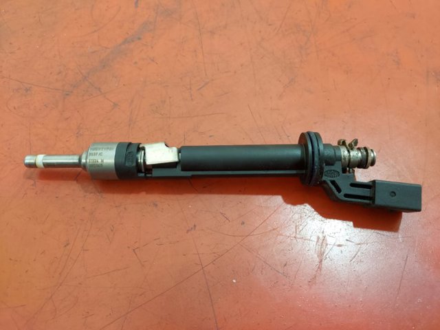 Форсунки електромагнітні 03H906036F VAG