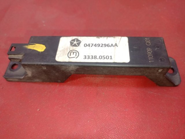 Антена замку двері 04749296AA CHRYSLER