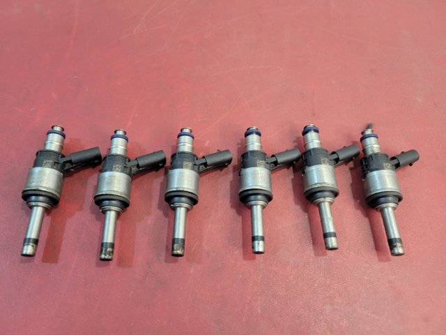 Форсунка паливна 06C906036H VAG