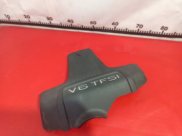 Кришка двигуна декоративна 06E103927K VAG