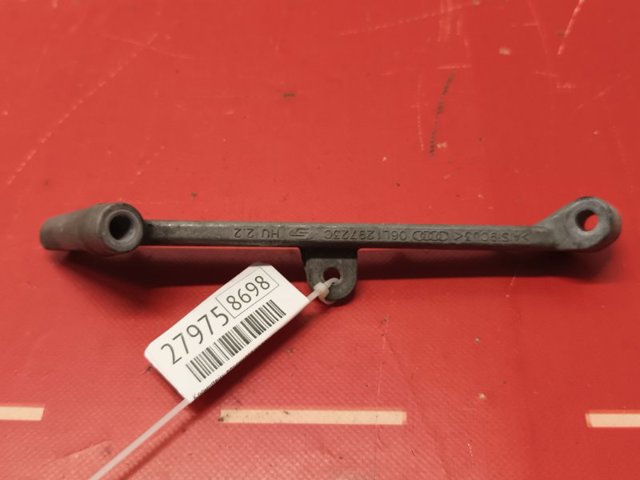 Кронштейн впускного колектора 06L129723C VAG