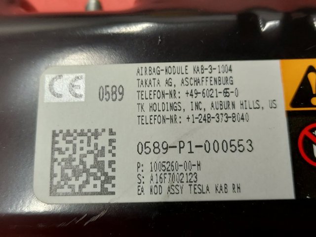Подушка безпеки (AIRBAG) пасажирська, захисту колін 100526000H TESLA