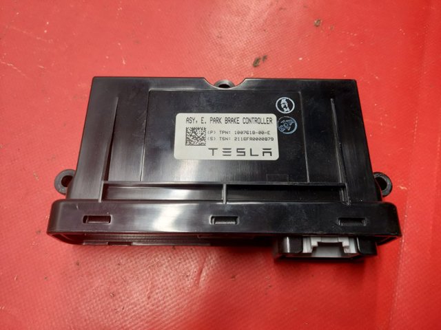Блок стоянкового гальма 100761800E TESLA
