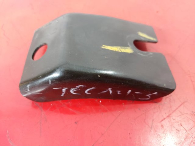 Передня балка 104453100C TESLA