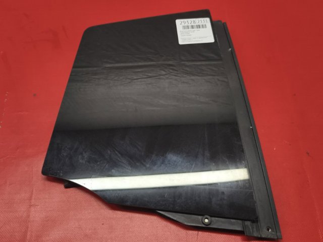 Скло-кватирка двері, задньої, правої 105527400G TESLA