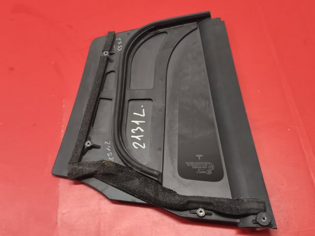 Задня кватирка ліва 105527500G TESLA