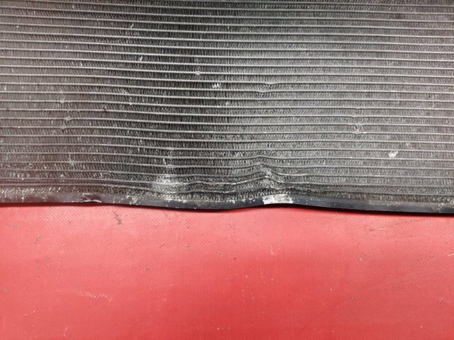 Радіатор системи охолодження двигуна 105799900B TESLA