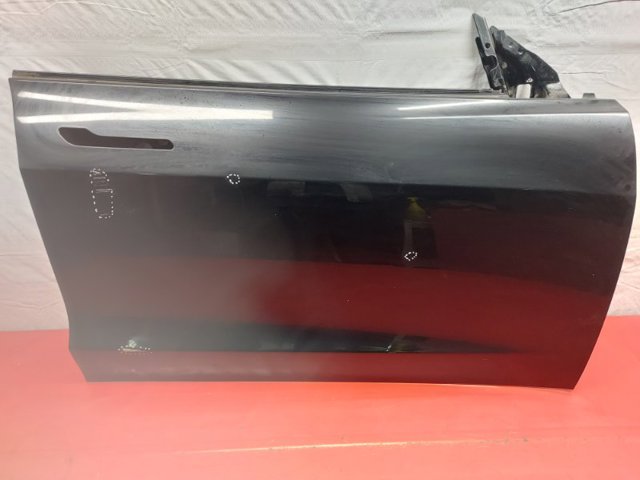 Дверка передня права 1081420E0C TESLA
