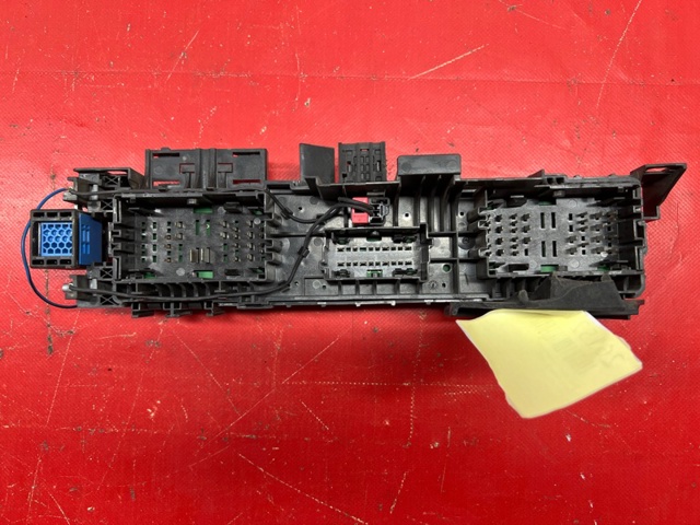 Коробка запобіжників 109440502D TESLA