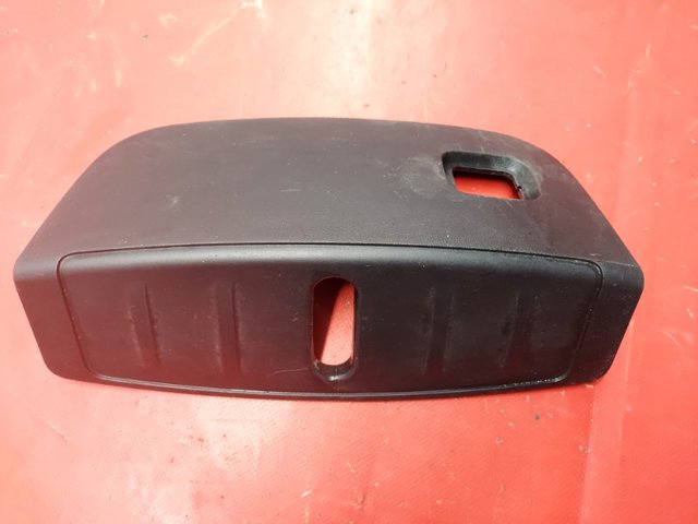Захист замку капота 109585800D TESLA