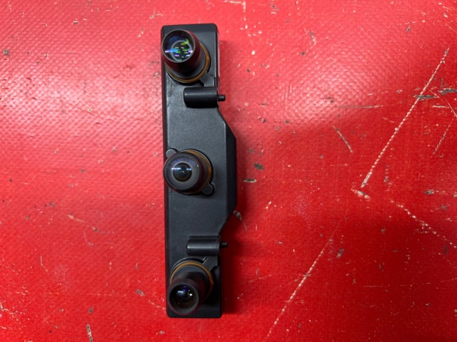 Камера заднього виду 112052000B TESLA
