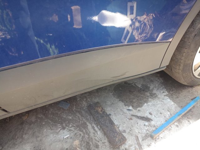 Накладка задніх дверей 11A8549499B9 VAG