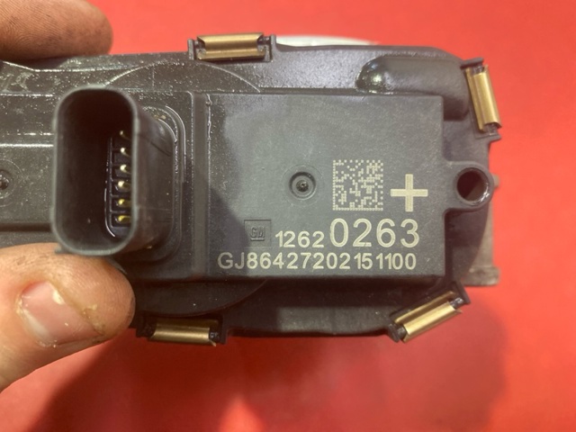 Блок дросельної заслінки 12620263 GM