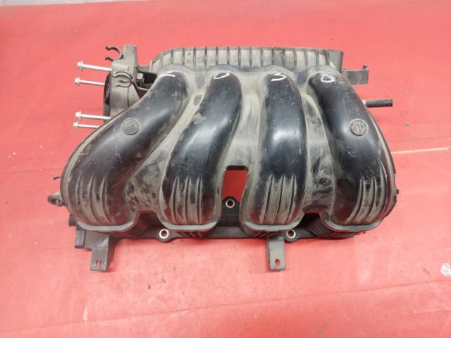 Колектор впускний 140014BA1D NISSAN