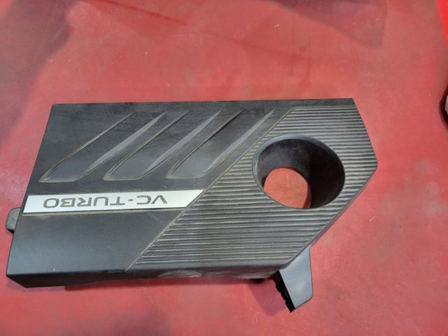Кришка двигуна декоративна 140416RR0A NISSAN