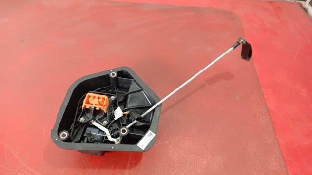 Порт зарядки 149037410E TESLA
