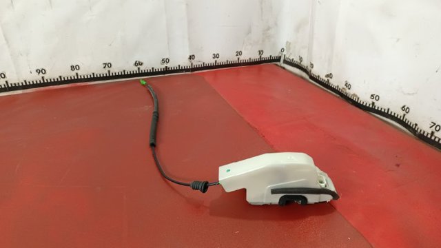 Замок двері правої передньої 150067300B TESLA